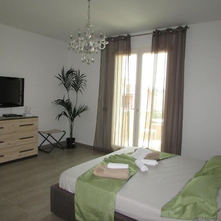 B&B Bellavista Тавуллия Экстерьер фото
